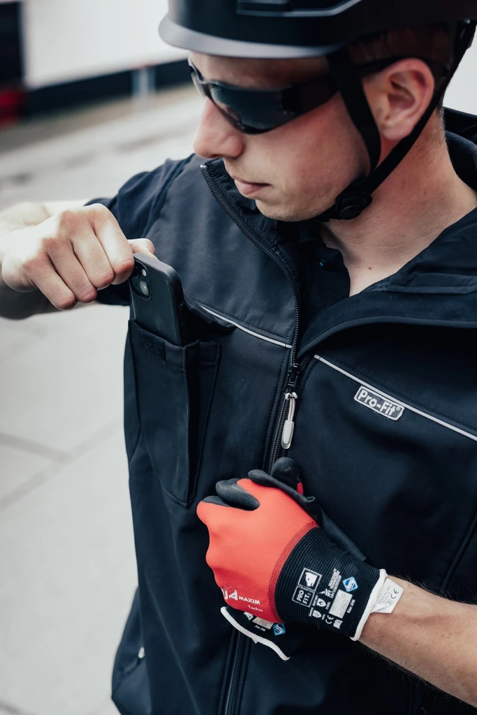 PRO FIT, softshell ves, Black, Jackets/Vests Softshell