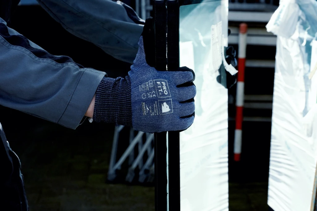 PRO FIT, Polymer-P cut resistance glove, Black, Blue, HPT gloves