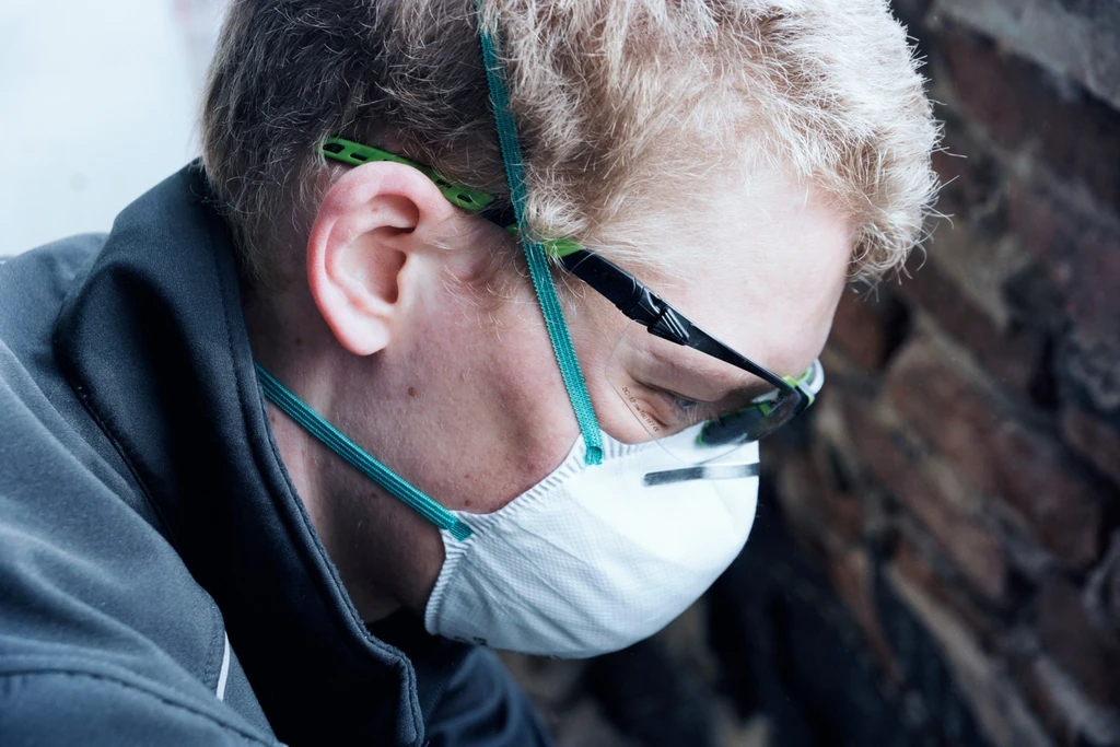 PRO FIT, disposable cup mask FFP2, White, particulate respirator